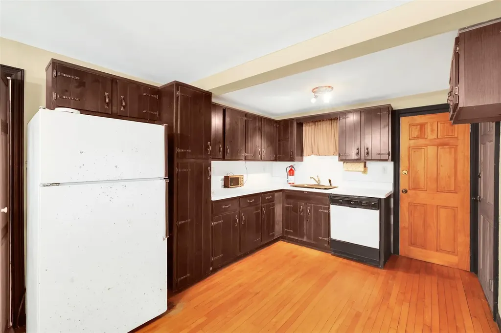 22 Milton Turnpike Milton NY 12547