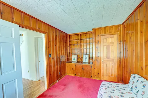 105 Ketewamoke Avenue Babylon NY 11702