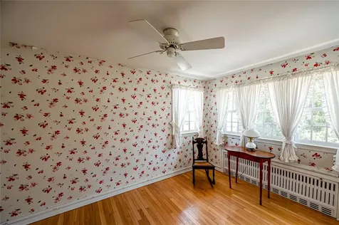 105 Ketewamoke Avenue Babylon NY 11702