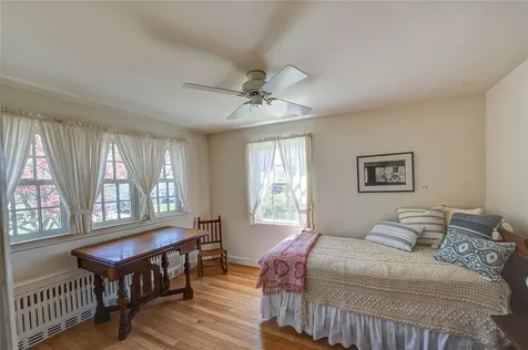 105 Ketewamoke Avenue Babylon NY 11702