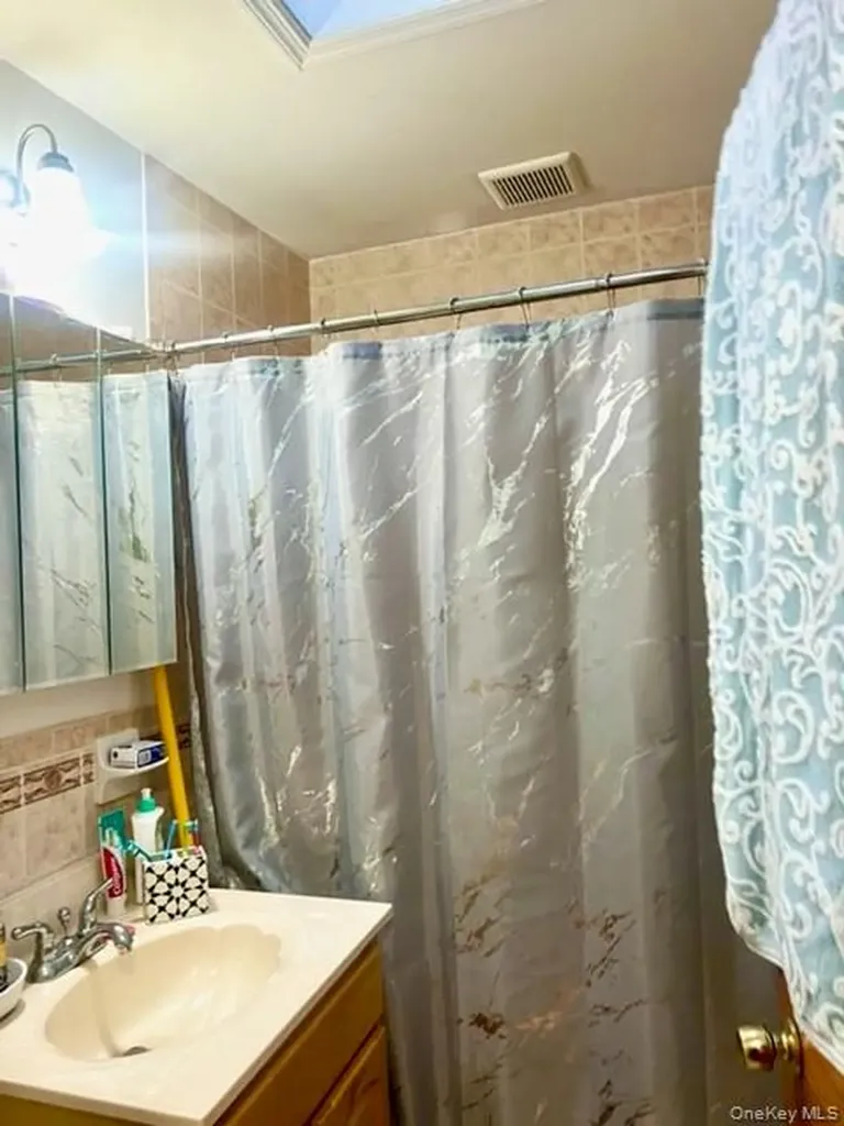 3231 Grace Avenue Bronx NY 10469
