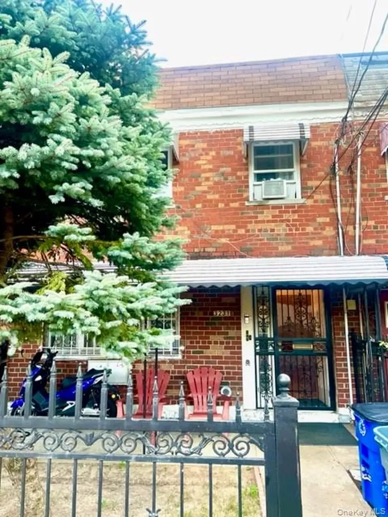 3231 Grace Avenue Bronx NY 10469