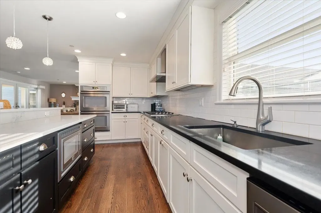 95 Illinois Avenue Long Beach NY 11561
