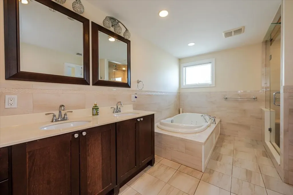 95 Illinois Avenue Long Beach NY 11561