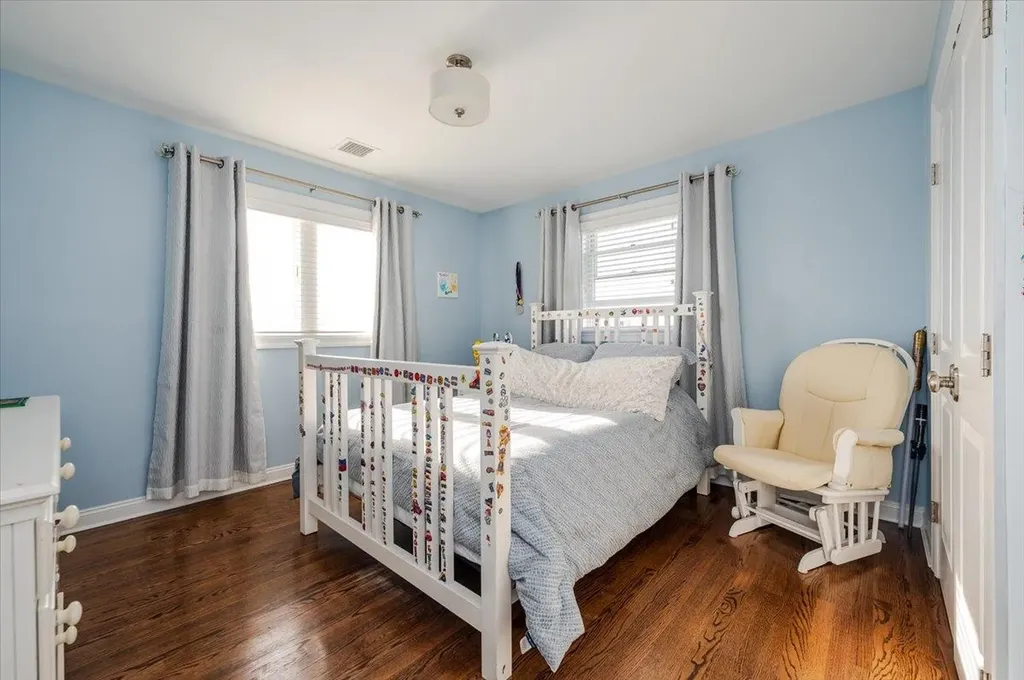 95 Illinois Avenue Long Beach NY 11561
