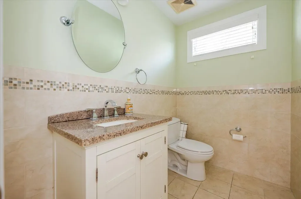 95 Illinois Avenue Long Beach NY 11561