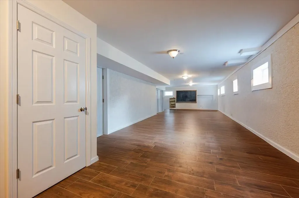 95 Illinois Avenue Long Beach NY 11561