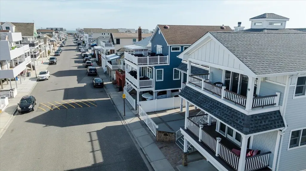95 Illinois Avenue Long Beach NY 11561