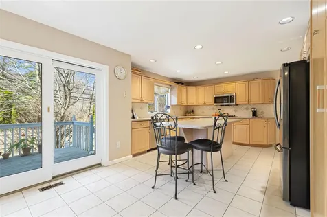11 Castle View Court Rye Brook NY 10573