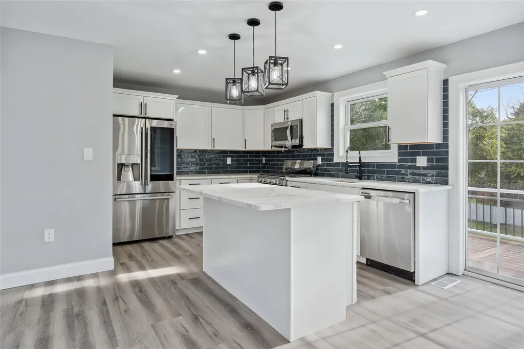 7 Briarwood Drive Poughkeepsie NY 12601