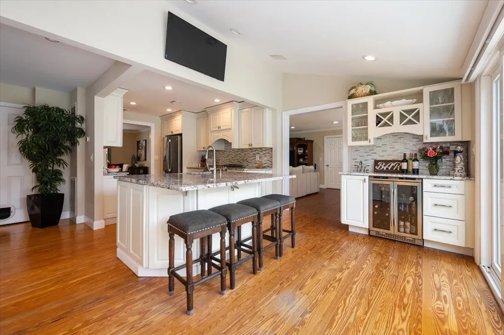 9 Walnut Avenue Patchogue NY 11772