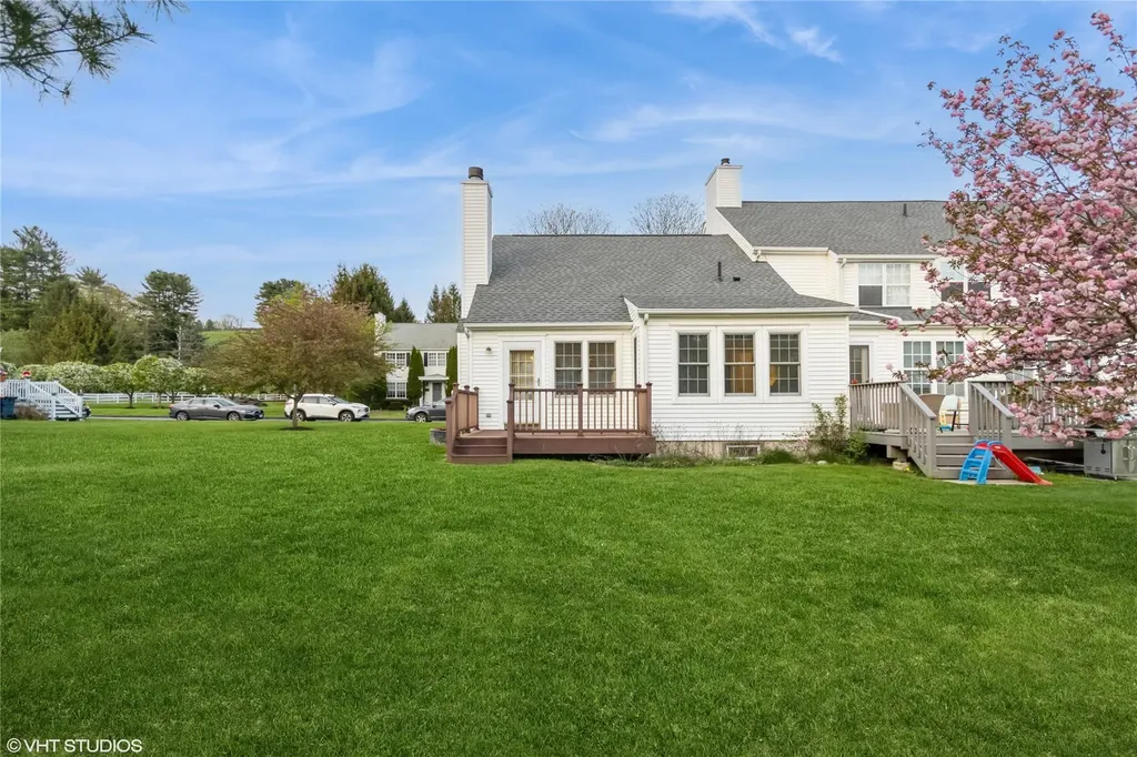 53 Mohawk Trail Pawling NY 12564