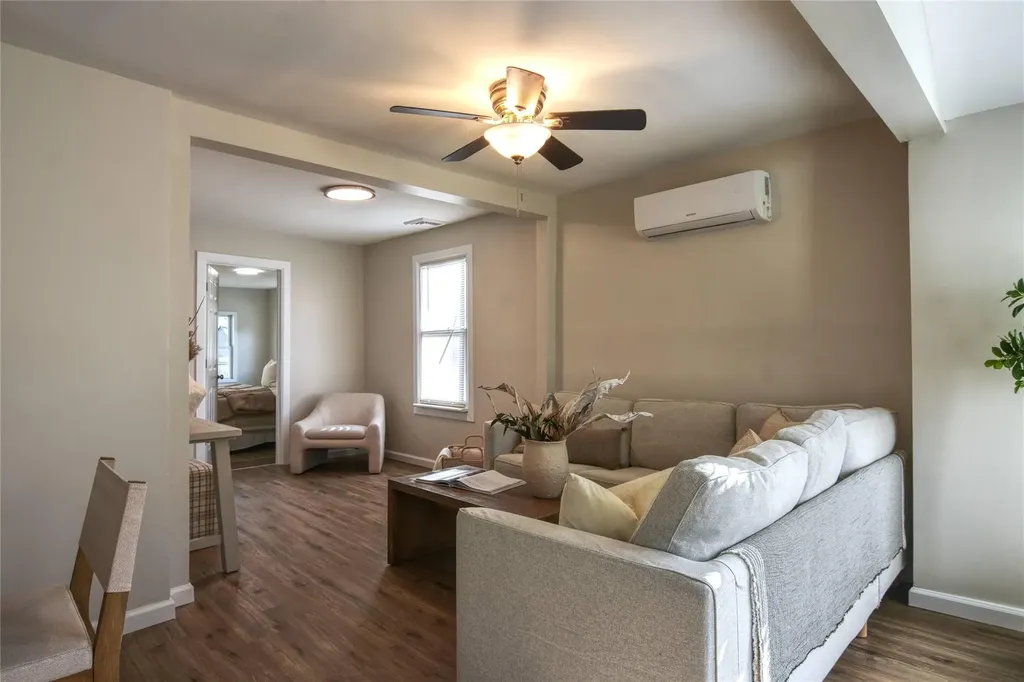 18 Cedar Road E Mastic Beach NY 11951