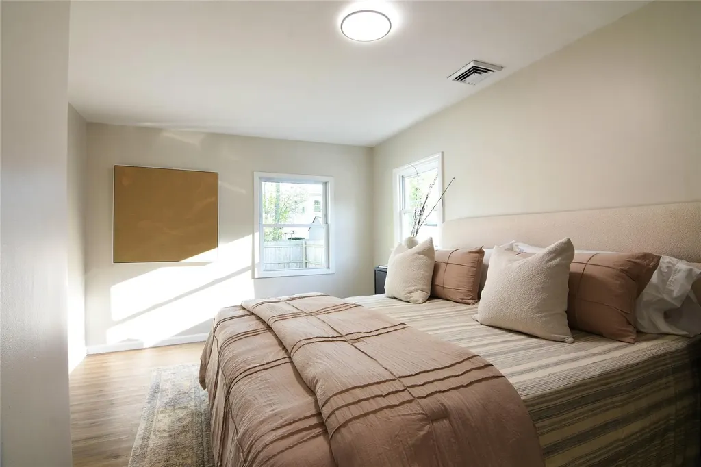 18 Cedar Road E Mastic Beach NY 11951