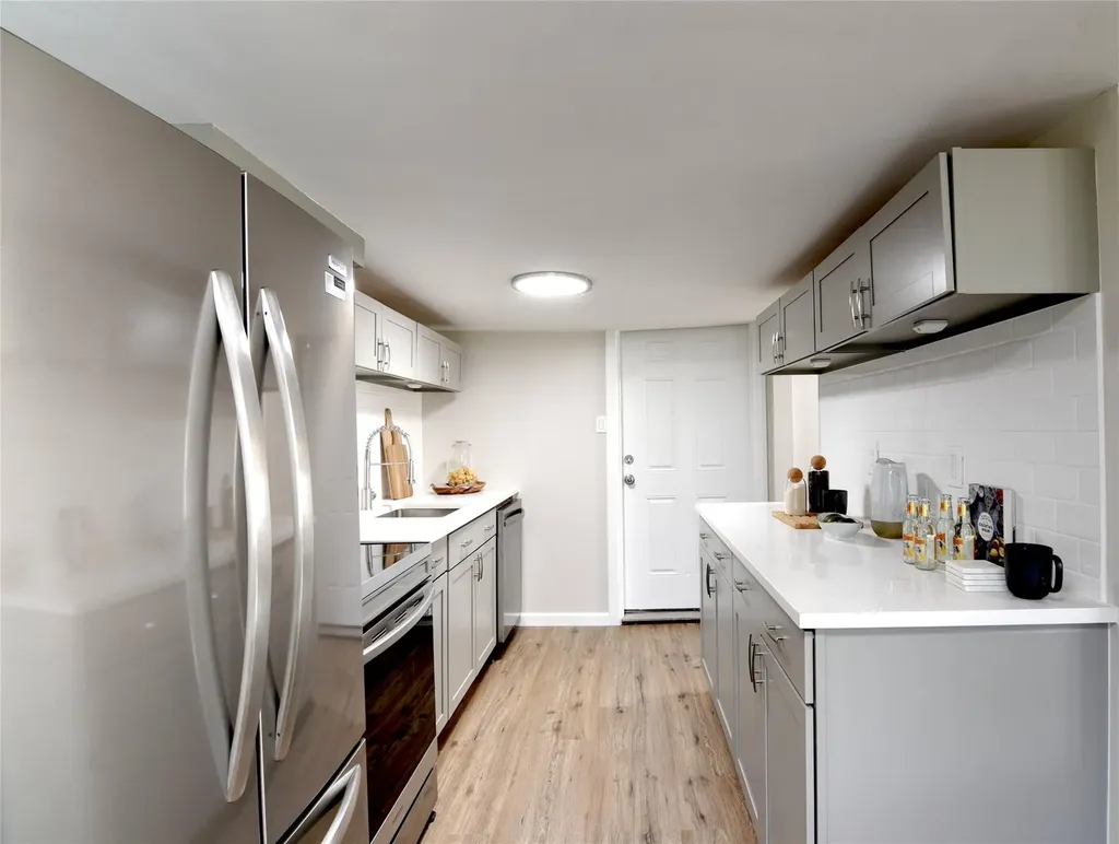 18 Cedar Road E Mastic Beach NY 11951