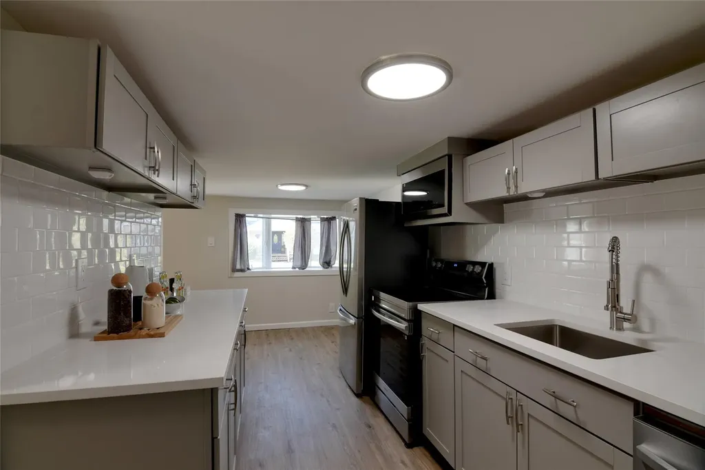 18 Cedar Road E Mastic Beach NY 11951