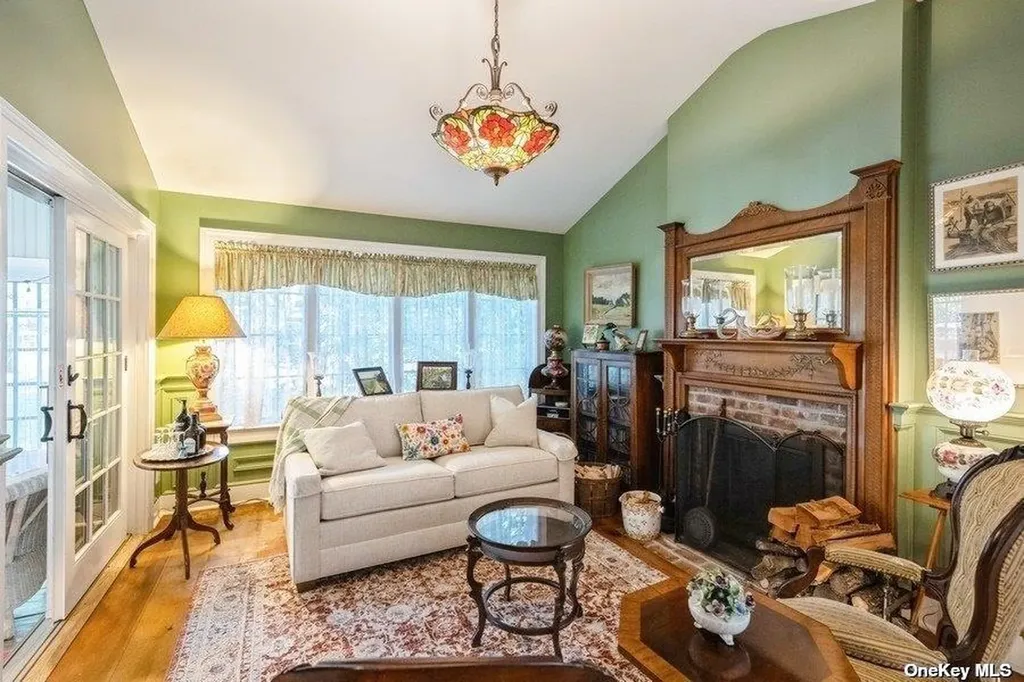 57020 Route 25 Southold NY 11971