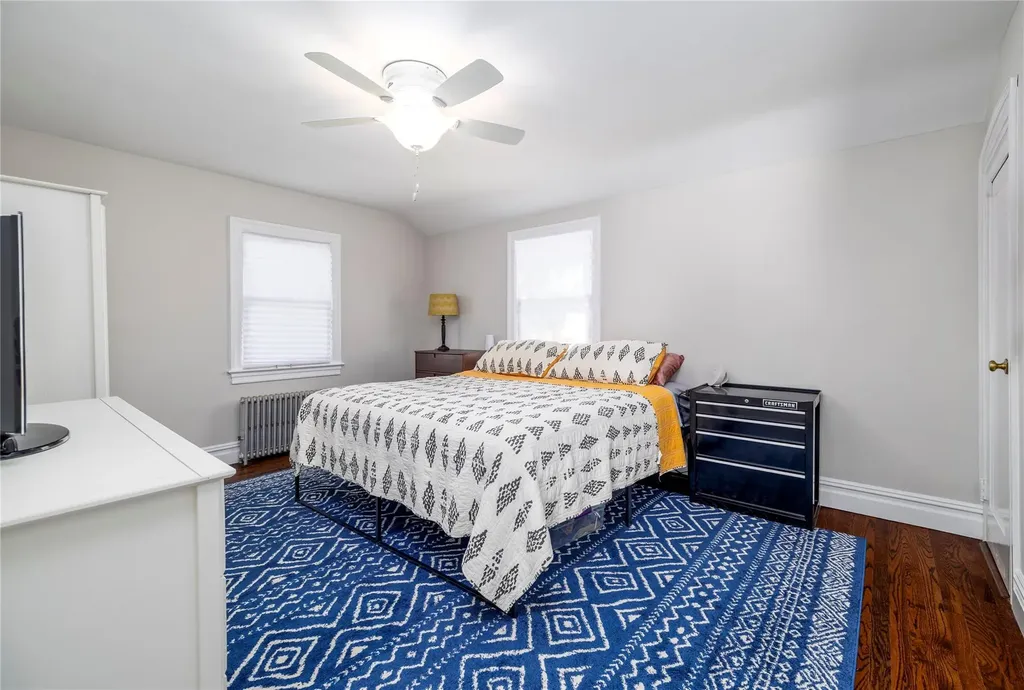 15 Ilsley Place Malverne NY 11565