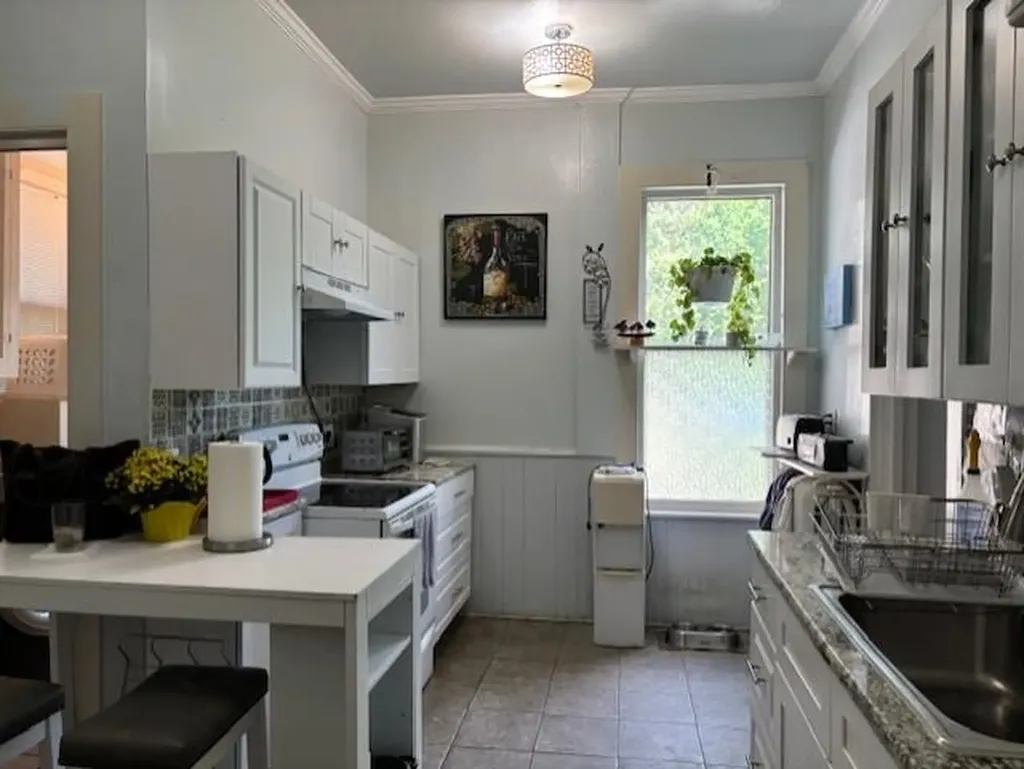 37 Garfield Place Poughkeepsie NY 12601