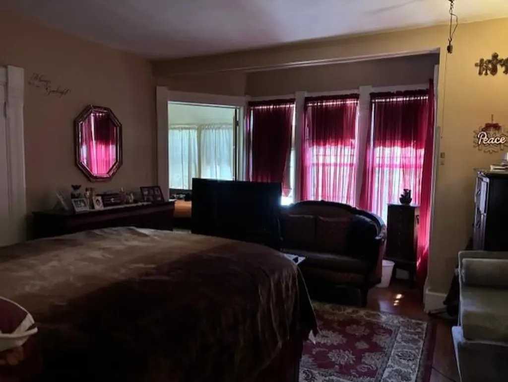 37 Garfield Place Poughkeepsie NY 12601