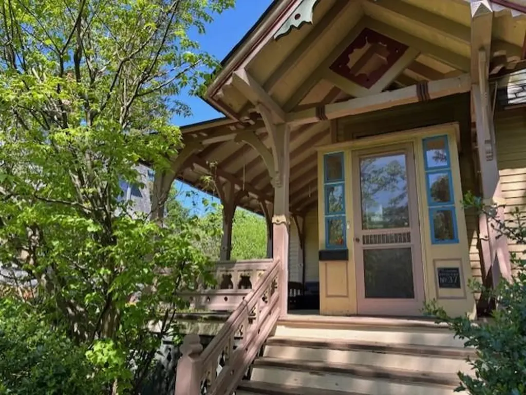 37 Garfield Place Poughkeepsie NY 12601