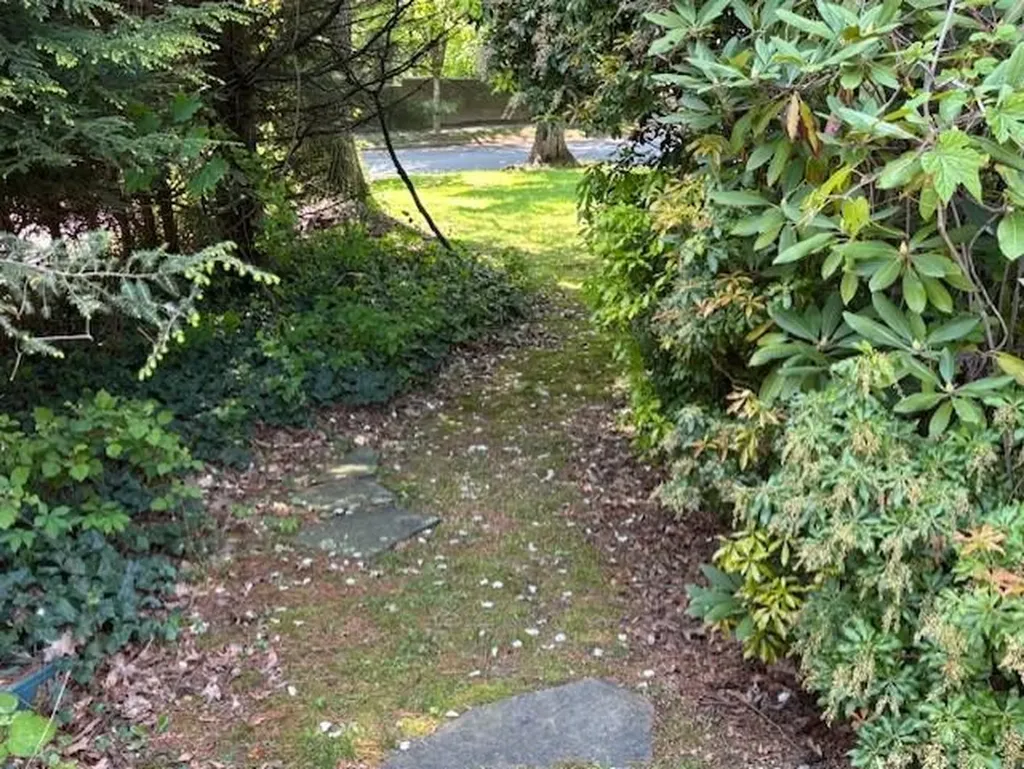 37 Garfield Place Poughkeepsie NY 12601