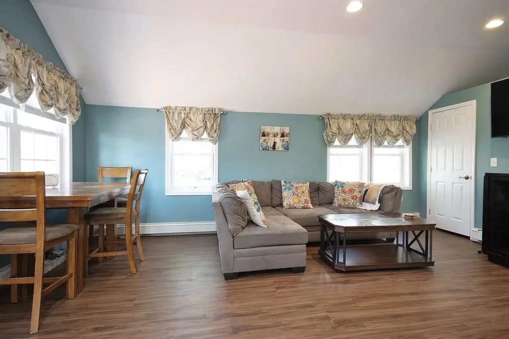 2027 Route 6 Middletown NY 10940