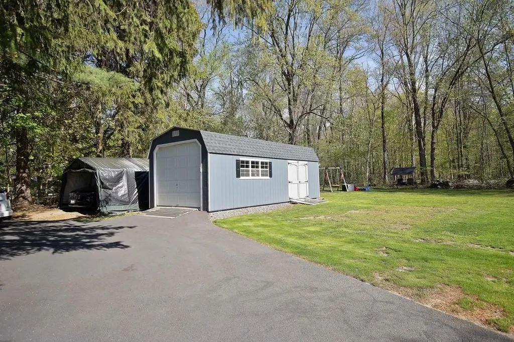 2027 Route 6 Middletown NY 10940