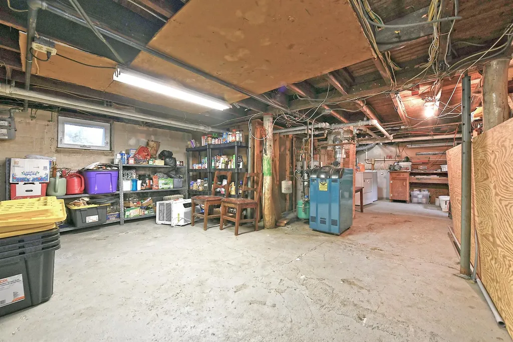 2364 Newbridge Road Bellmore NY 11710