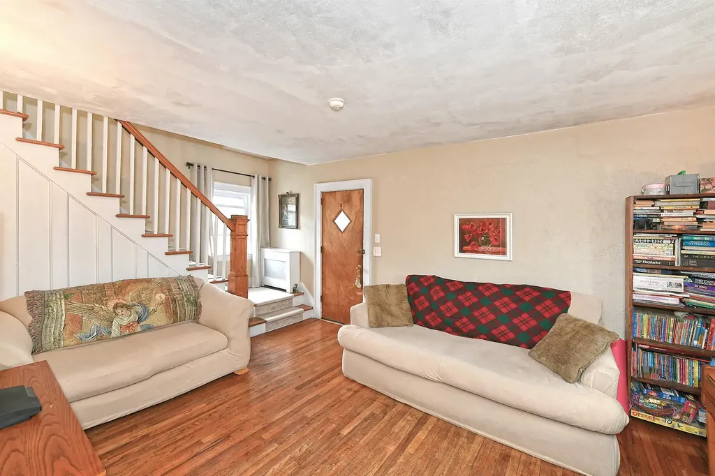 2364 Newbridge Road Bellmore NY 11710