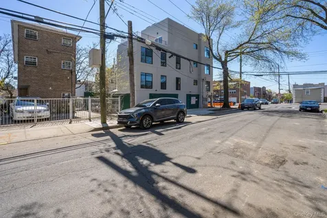 3650 Bronxwood Avenue Bronx NY 10469