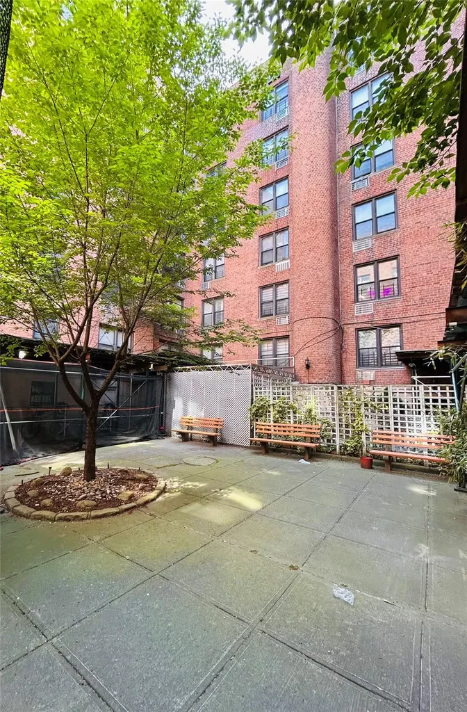 13705 Franklin Avenue Flushing NY 11355