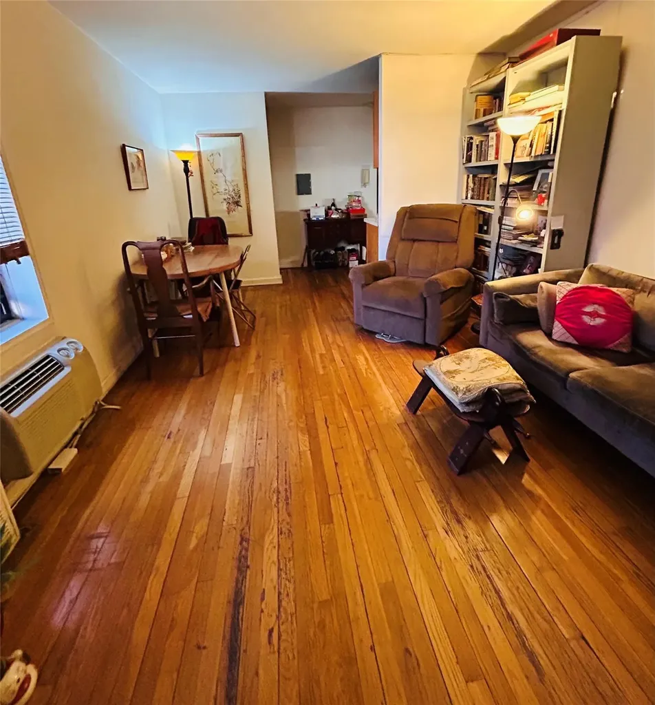 13705 Franklin Avenue Flushing NY 11355