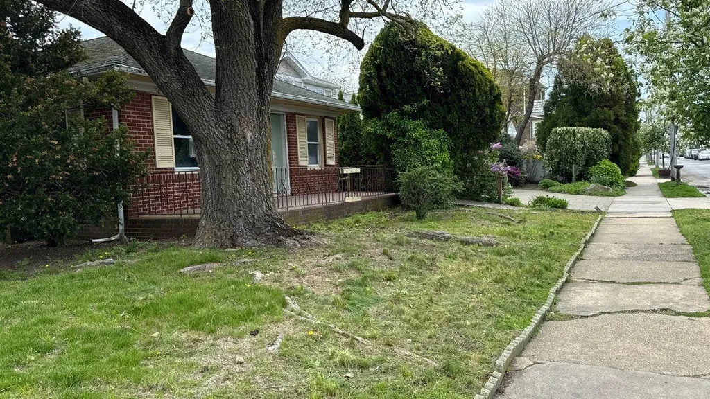 400 E Olive Street Long Beach NY 11561