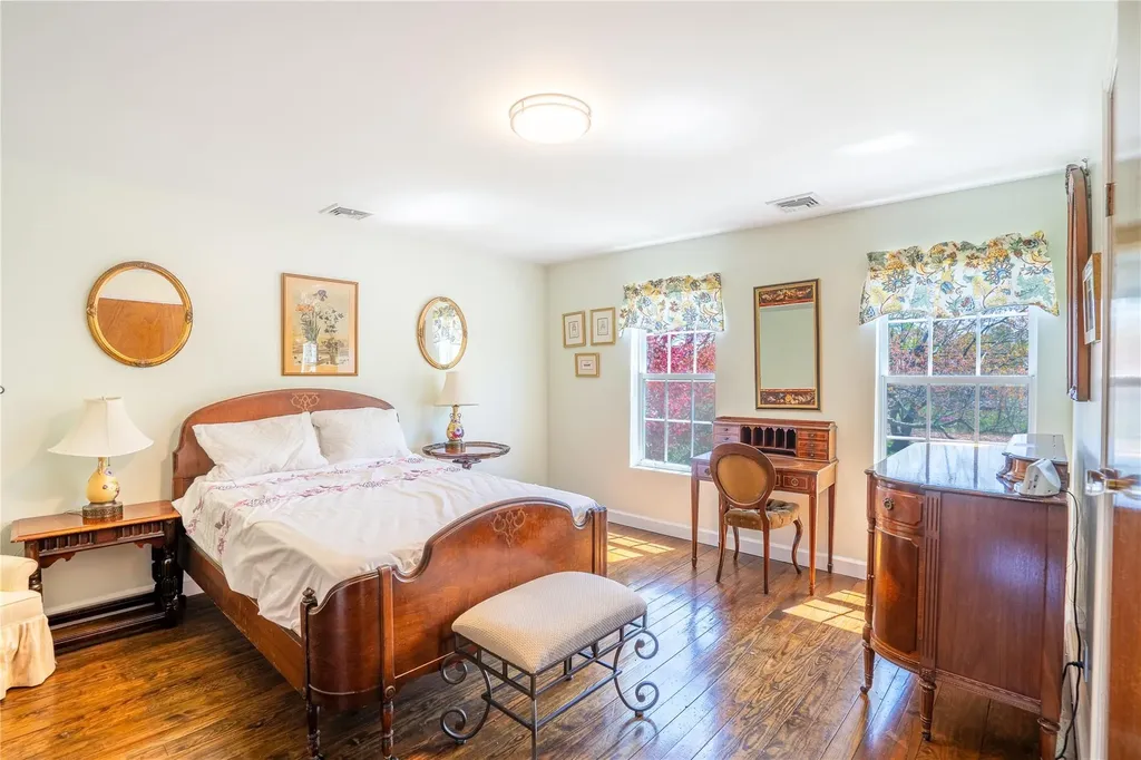 24275 Main Road Orient NY 11957