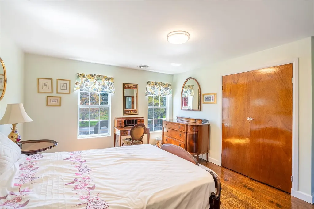 24275 Main Road Orient NY 11957