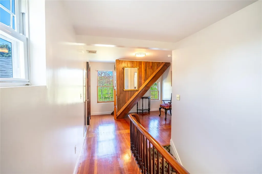 24275 Main Road Orient NY 11957
