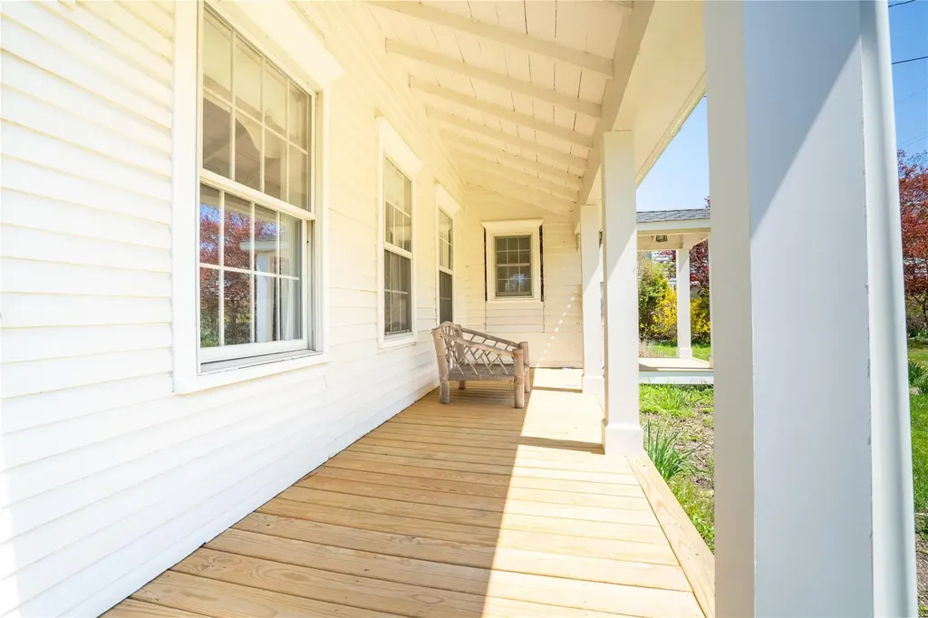 24275 Main Road Orient NY 11957