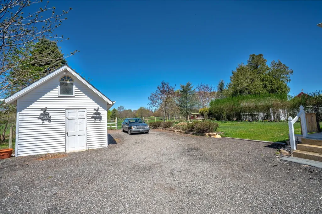 24275 Main Road Orient NY 11957