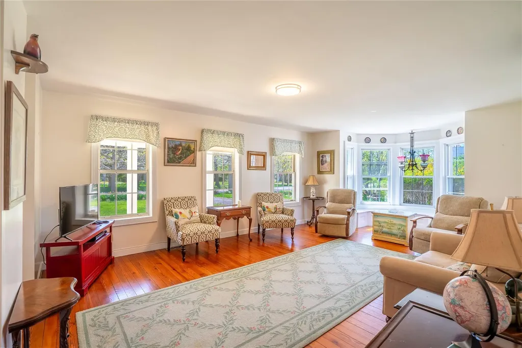 24275 Main Road Orient NY 11957