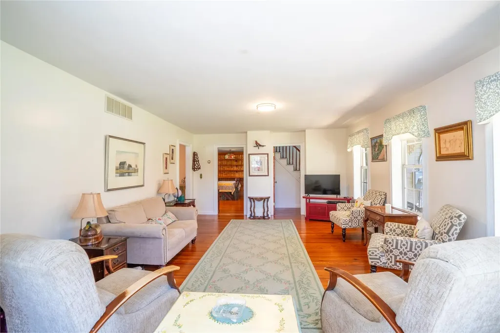 24275 Main Road Orient NY 11957
