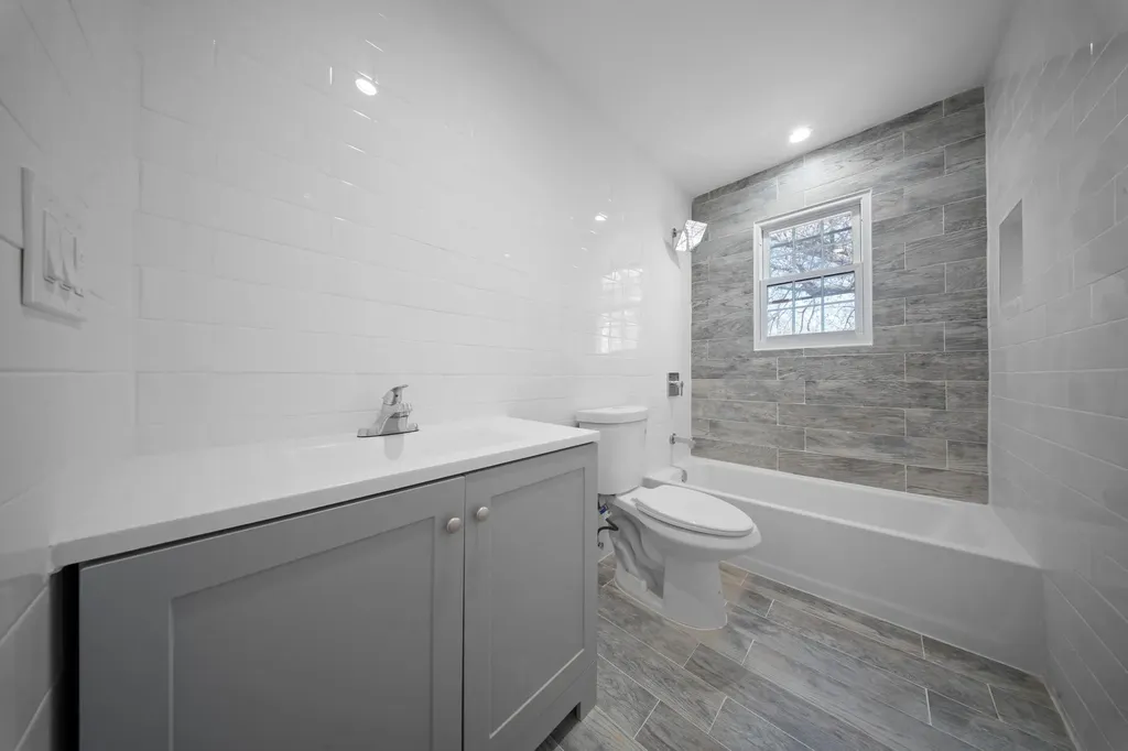 509 E 40th Street Brooklyn NY 11203