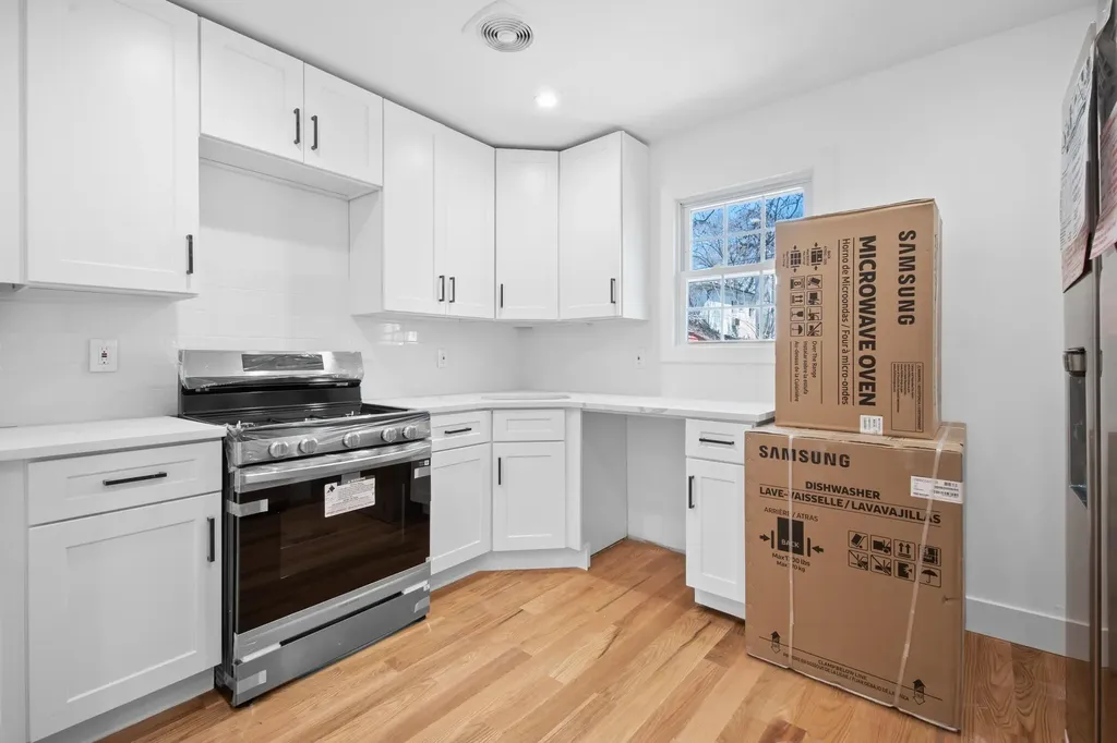 509 E 40th Street Brooklyn NY 11203