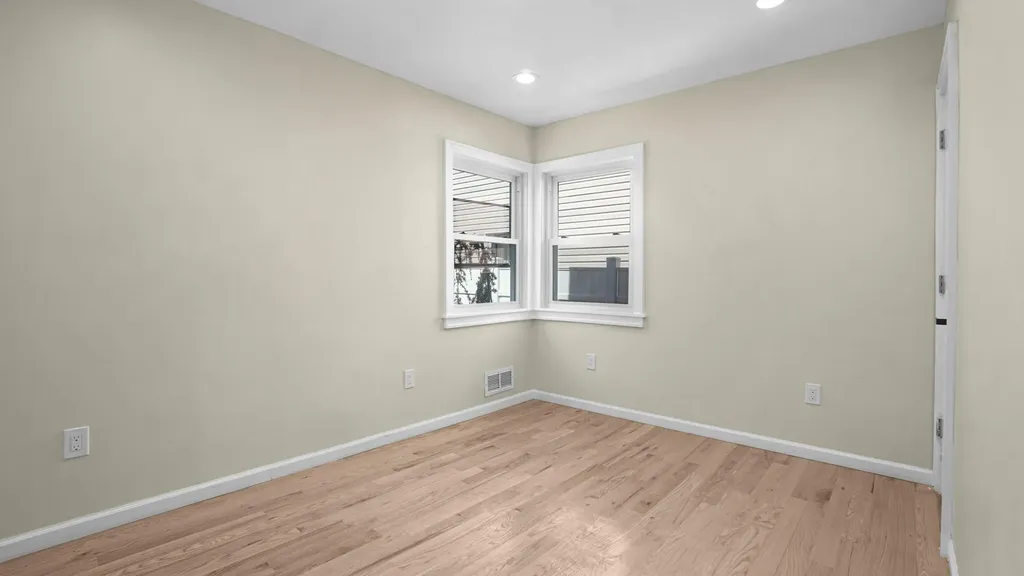 710 Dauntless Parkway Elmont NY 11003