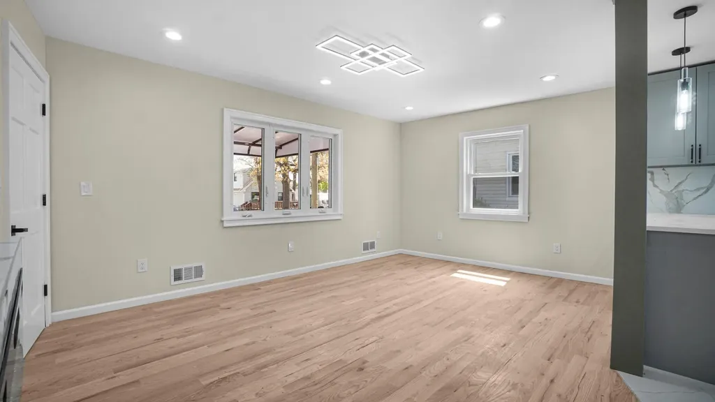 710 Dauntless Parkway Elmont NY 11003