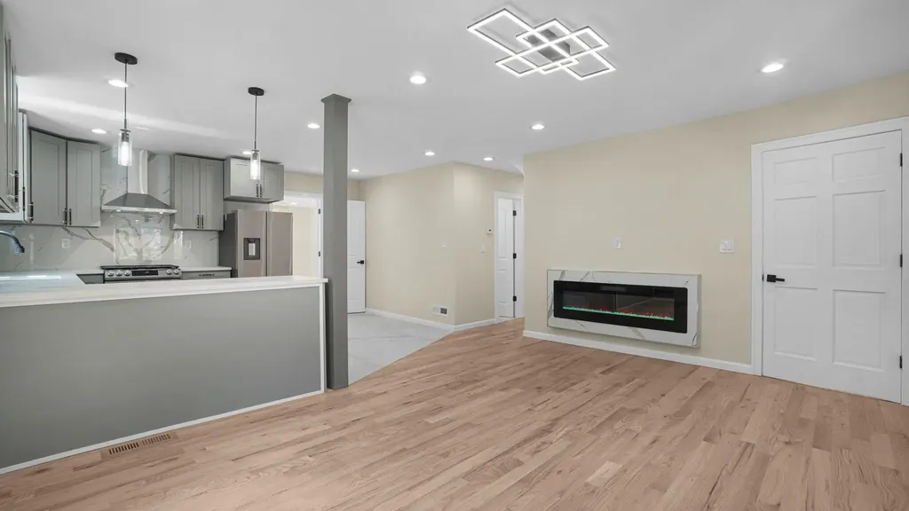 710 Dauntless Parkway Elmont NY 11003