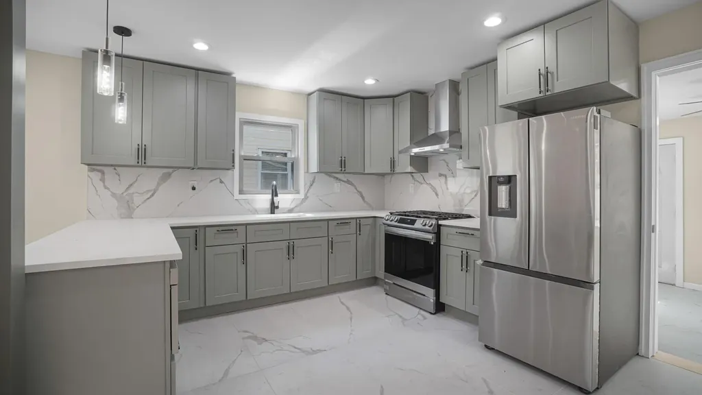 710 Dauntless Parkway Elmont NY 11003