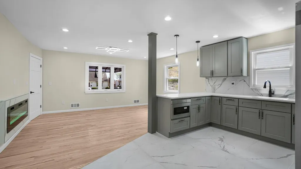 710 Dauntless Parkway Elmont NY 11003