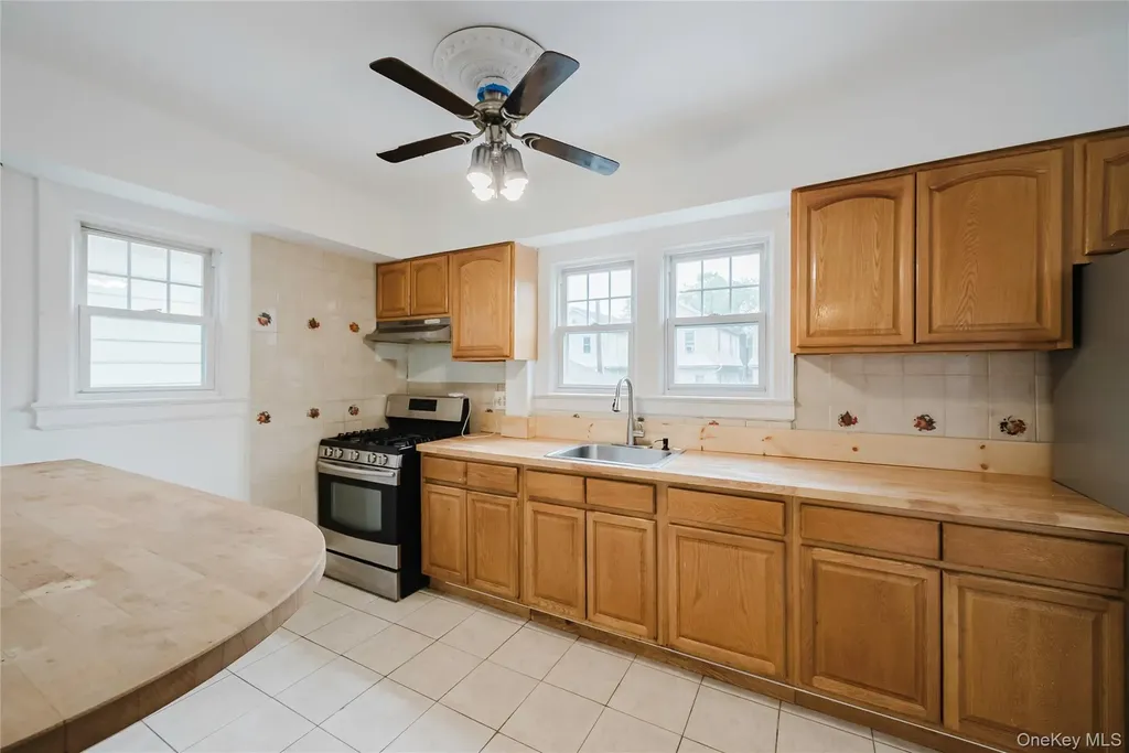 4220 Wickham Avenue Bronx NY 10466