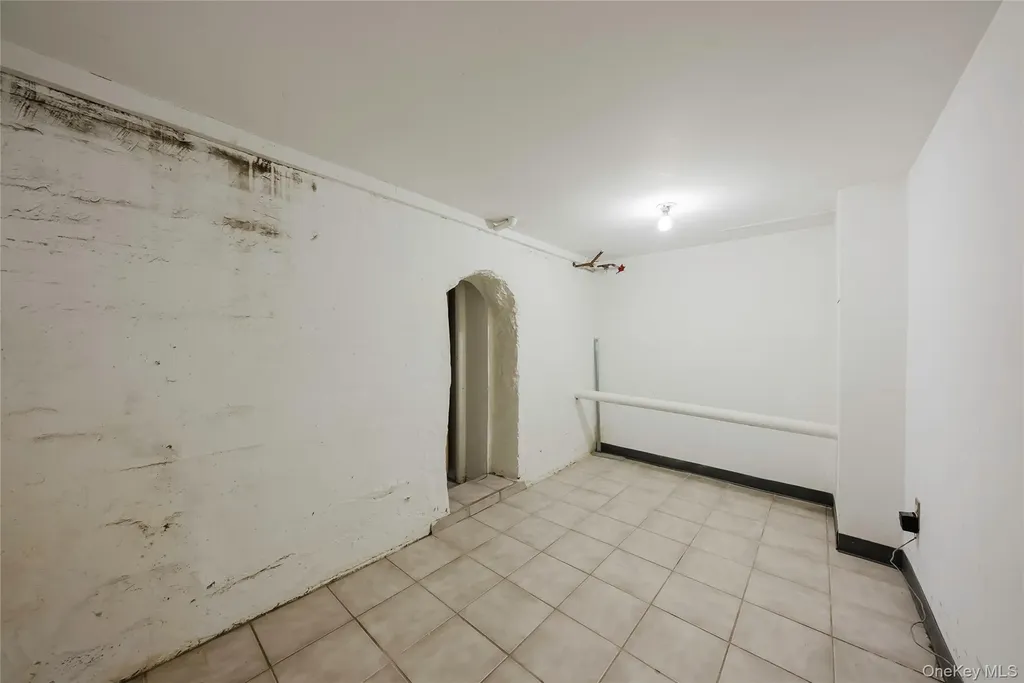 4220 Wickham Avenue Bronx NY 10466